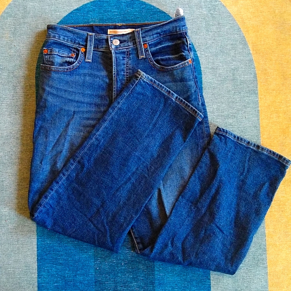 Levi Ribcage Ankle Jeans